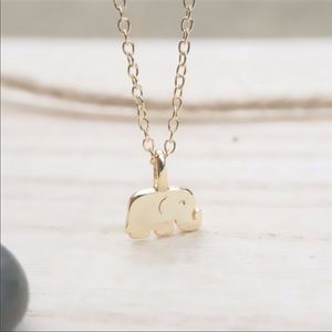 💕🐘elephant dainty gold pendant necklace🐘💕